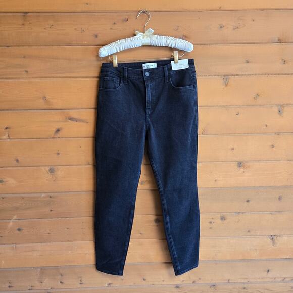 Abercrombie & Fitch The Skinny High Rise Jean Black NWT 29 8R Denim Zip Fly - Picture 2 of 4
